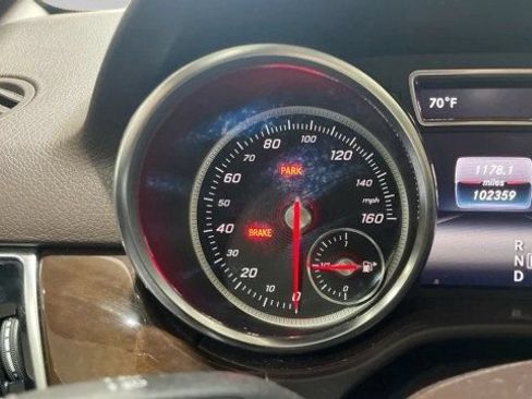 Used 2018 Mercedes-Benz GLE 350 w/ Premium 2 Package image 20