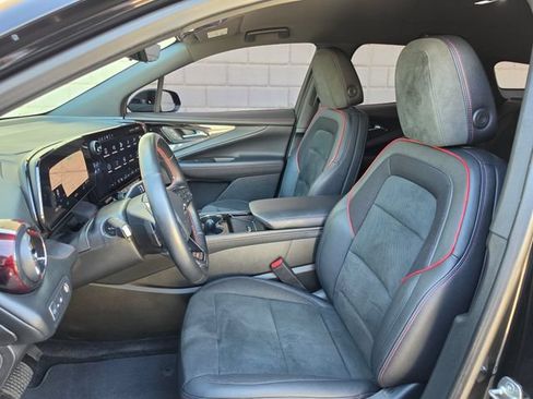 Used 2024 Chevrolet Blazer EV RS AWD/4WD image 23