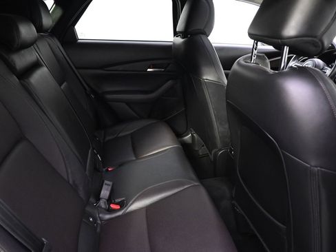 Used 2022 MAZDA CX-30 AWD 2.5 S w/ Premium Package image 18