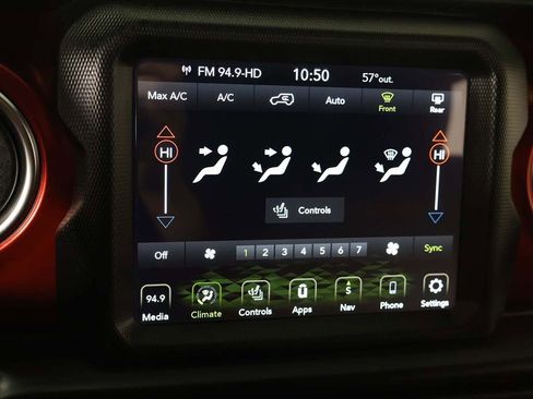 Used 2022 Jeep Wrangler Unlimited Rubicon w/ Cold Weather Group image 42