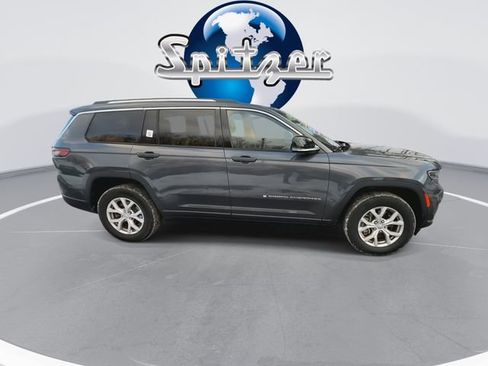 Used 2022 Jeep Grand Cherokee L Limited image 10