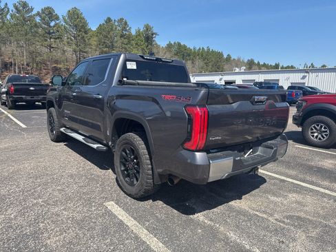 Used 2022 Toyota Tundra Limited w/ TRD Off-Road Package image 5