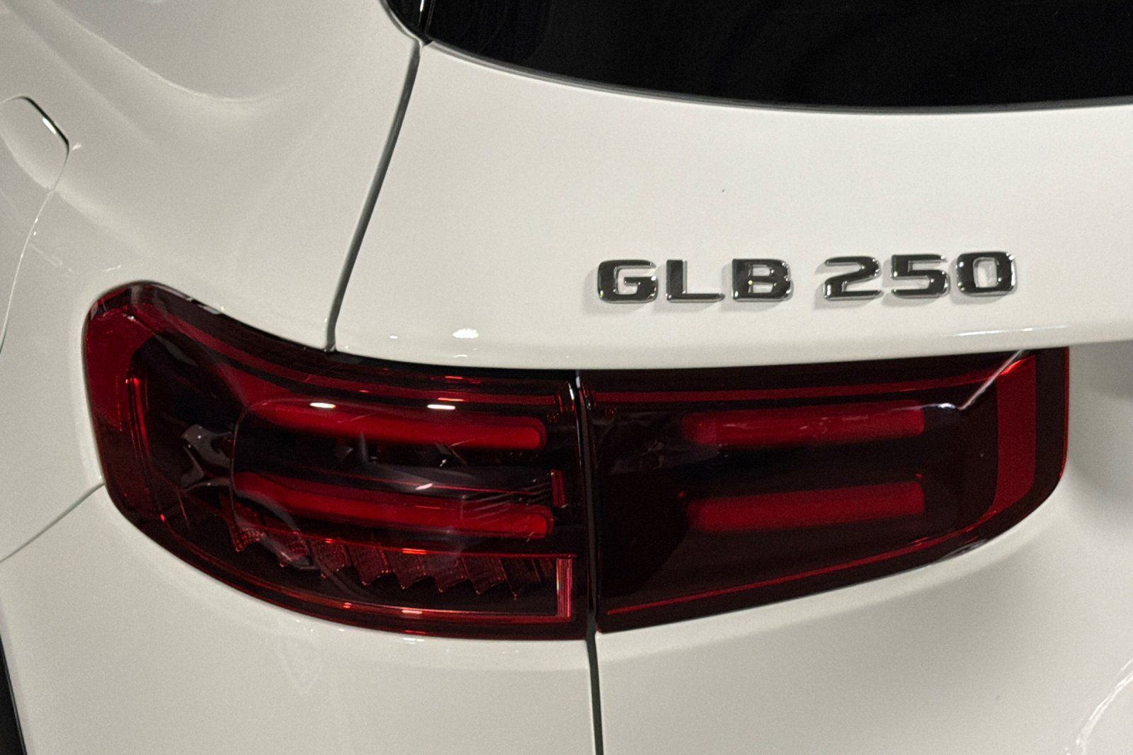 New 2026 Mercedes-Benz GLB 250 image 26