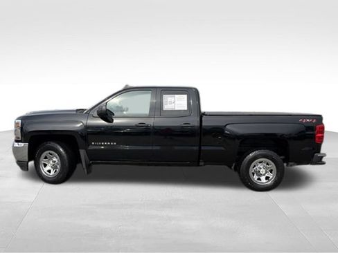 Used 2018 Chevrolet Silverado 1500 LS w/ Trailering Package AWD/4WD image 2