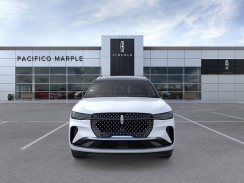 New 2026 Lincoln Nautilus Reserve image 6