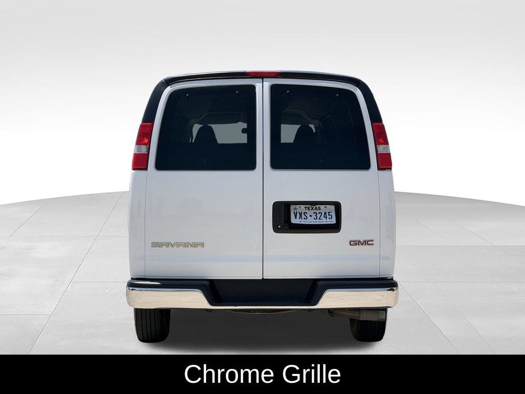 Used 2025 GMC Savana 3500 LT w/ LT Preferred Equipment Group RWD image 8