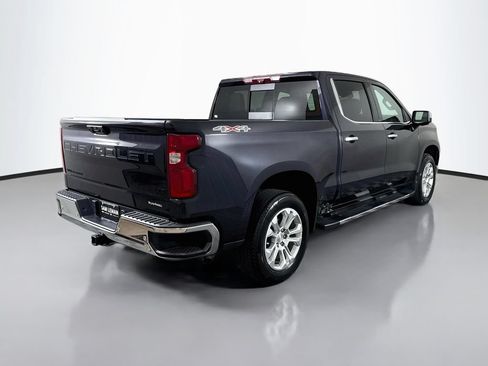 Used 2023 Chevrolet Silverado 1500 LTZ w/ Technology Package AWD/4WD image 7