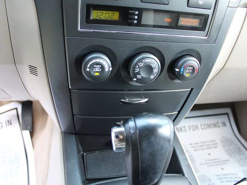 Used 2008 Kia Sorento 2WD image 21