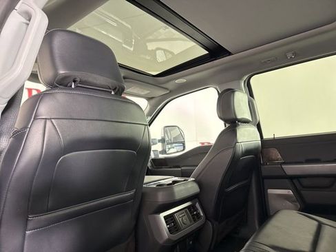 Used 2024 Ford F250 Lariat w/ Lariat Ultimate Package image 14
