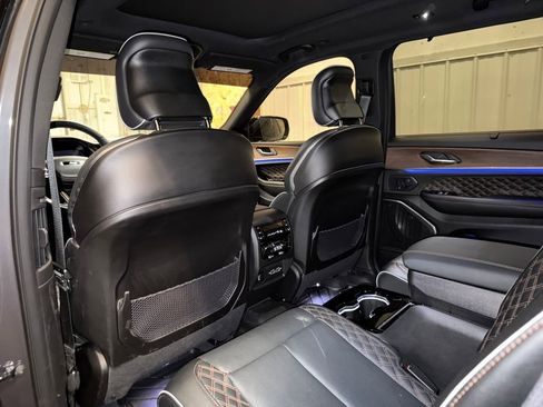 Used 2025 Jeep Grand Cherokee L Summit w/ Advanced Protech Group IV image 23