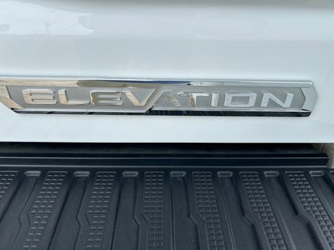 Used 2025 GMC Sierra 1500 Elevation w/ X31 Off-Road Package AWD/4WD image 29
