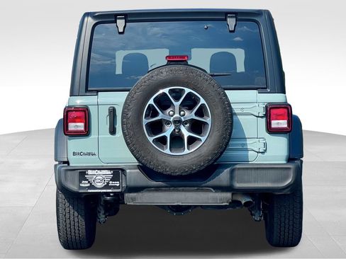 Used 2024 Jeep Wrangler Unlimited Sport AWD/4WD image 6