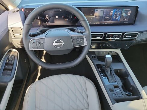 New 2026 Nissan Sentra SL w/ Floor Mat Package FWD image 11