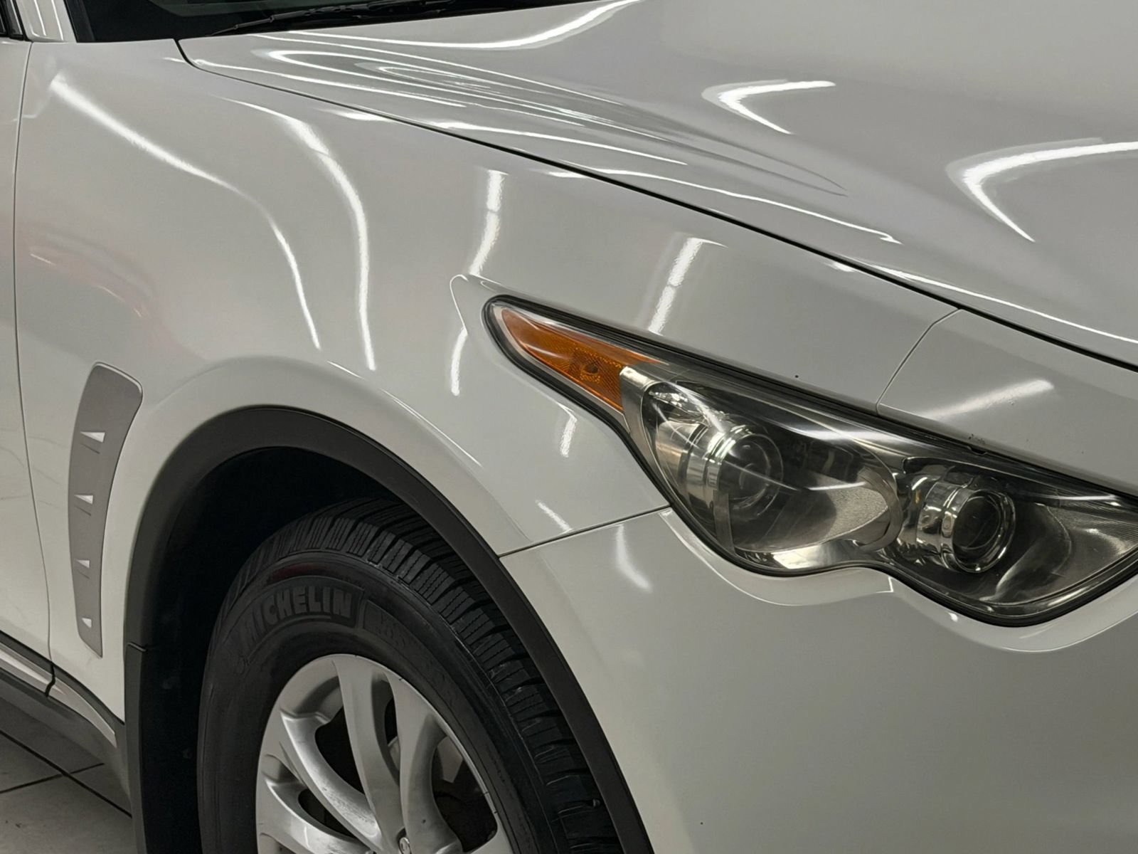 Used 2009 INFINITI FX35 2WD w/ Navigation Pkg image 6