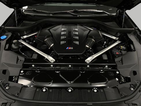 New 2026 BMW X6 M60i image 12