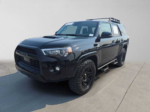 Used 2023 Toyota 4Runner TRD Off-Road Premium w/ Moonroof Package AWD/4WD image 7
