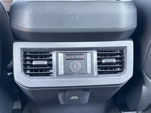 New 2026 Ford F250 Lariat w/ Black Appearance Package AWD/4WD image 29