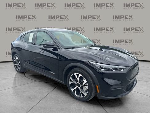 Used 2025 Ford Mustang Mach-E Select RWD image 4