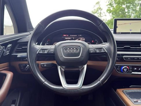 Used 2017 Audi Q7 3.0T Prestige AWD/4WD image 17