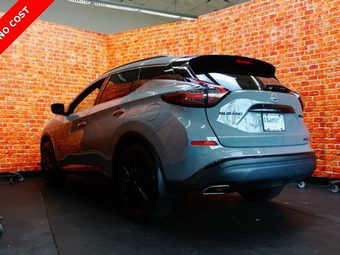 Used 2024 Nissan Murano SV w/ SV Midnight Edition Package image 5
