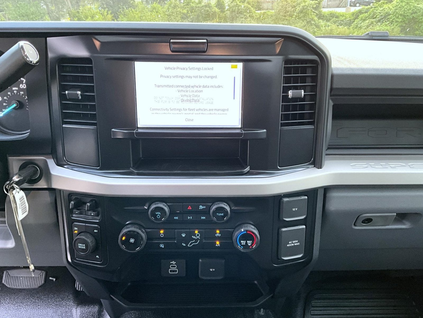 New 2026 Ford F550 4x4 Regular Cab Super Duty image 13