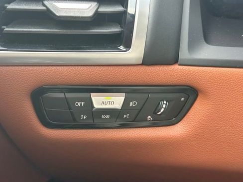 Used 2025 BMW M850i xDrive image 19