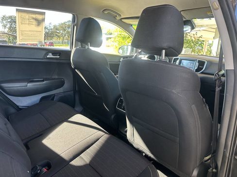 Used 2018 Kia Sportage LX w/ LX Popular Package image 20