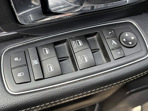 Used 2016 RAM 2500 Laramie w/ Sport Appearance Group image 16