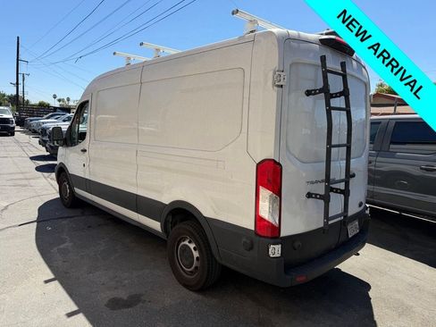 Used 2024 Ford Transit 250 148 Medium Roof RWD image 4