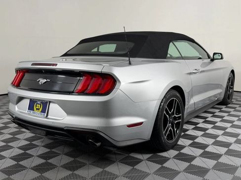 Used 2018 Ford Mustang Premium w/ Equipment Group 201A RWD image 8