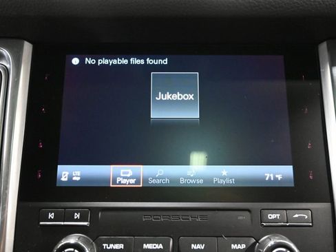 Used 2018 Porsche Macan S image 26