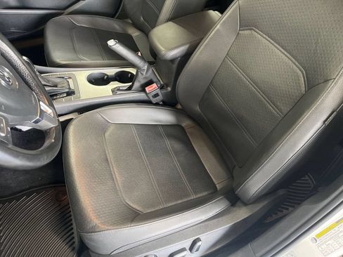 Used 2014 Volkswagen Passat TDI SE FWD image 21