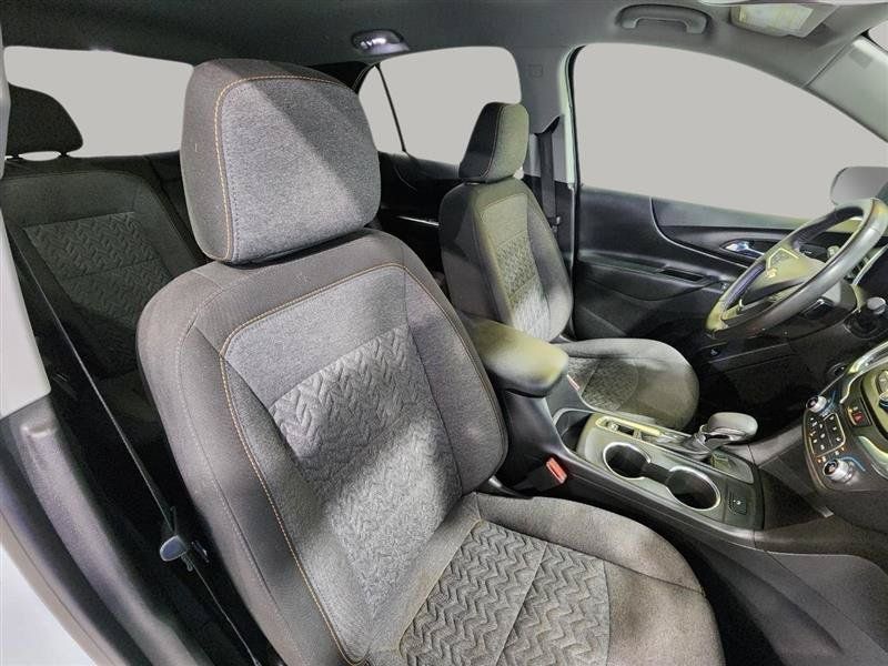 Used 2022 Chevrolet Equinox LT w/ Driver Convenience Package FWD image 25