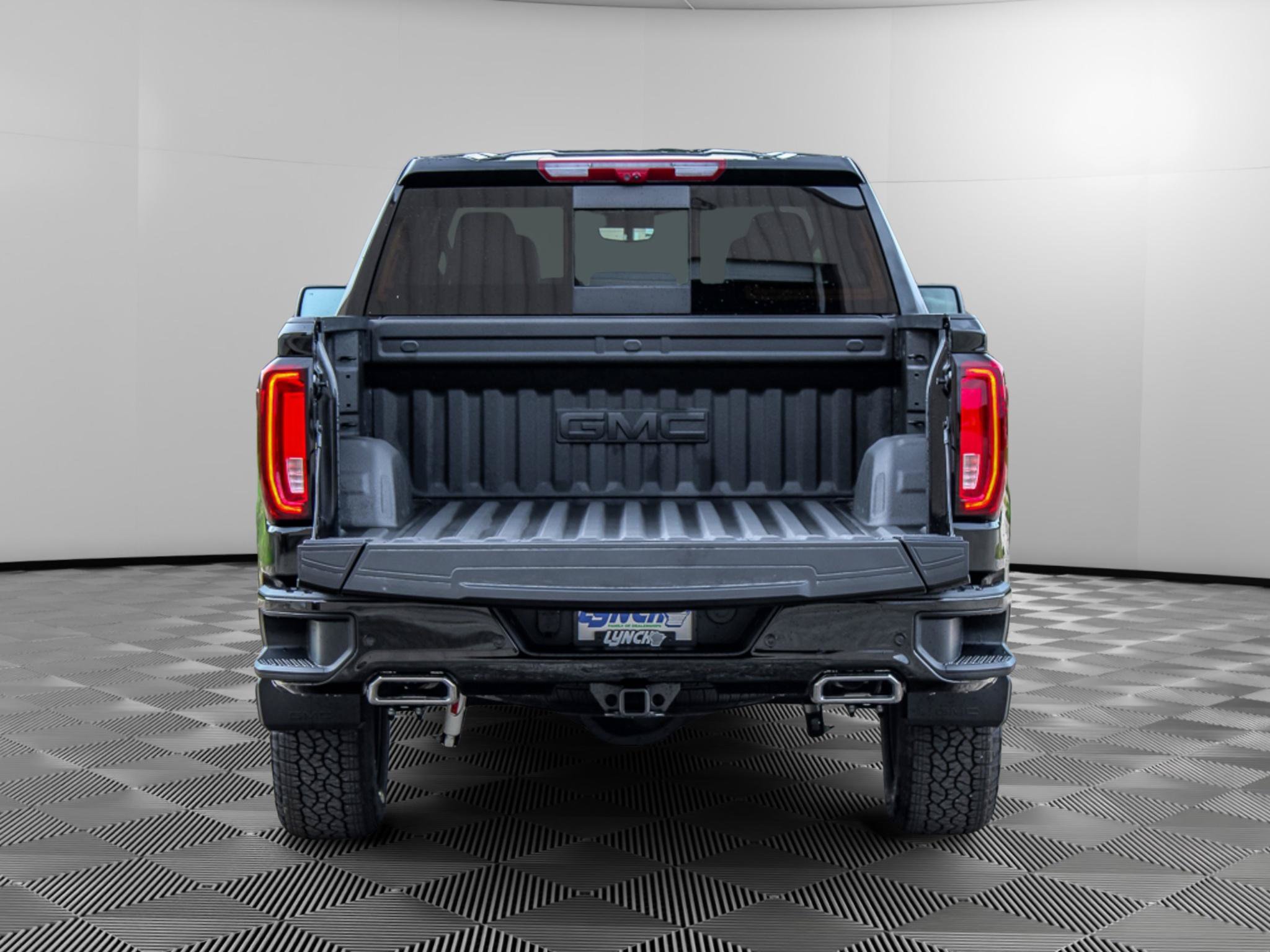New 2026 GMC Sierra 1500 AT4 w/ Technology Package AWD/4WD image 7