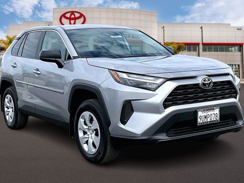 Certified 2025 Toyota RAV4 LE image 1