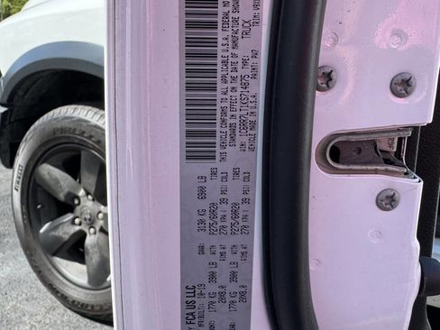 Used 2019 RAM 1500 Classic Warlock image 16