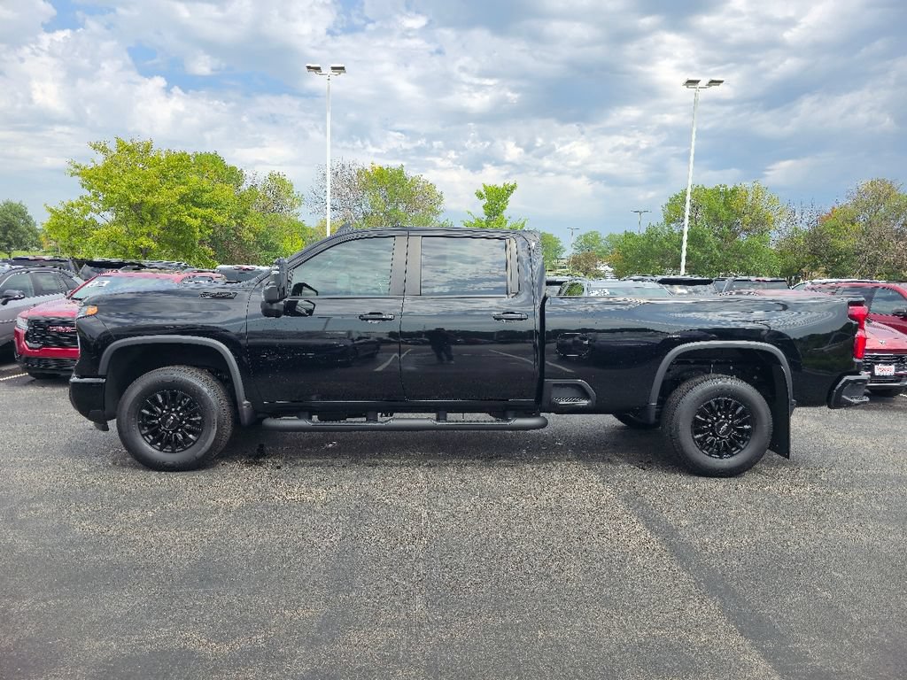 Certified 2024 Chevrolet Silverado 3500 LT w/ Midnight Edition AWD/4WD image 10