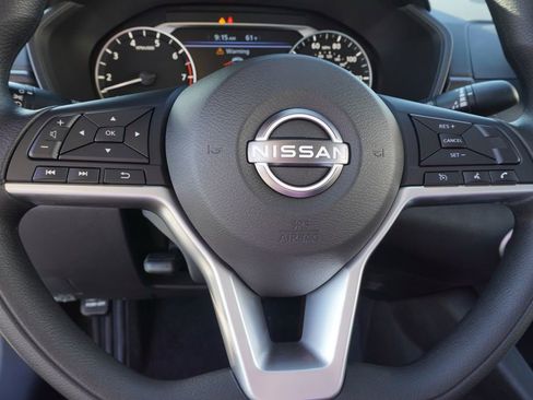 Certified 2025 Nissan Altima 2.5 SV image 17