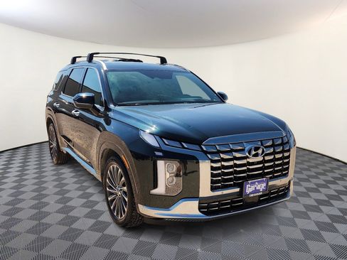 Used 2024 Hyundai Palisade Calligraphy image 6
