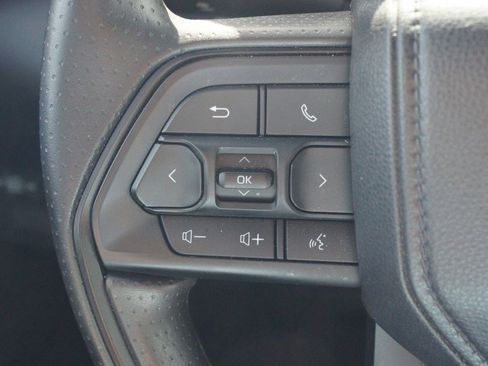 Used 2025 Toyota Tundra SR w/ SR Tow Package AWD/4WD image 8