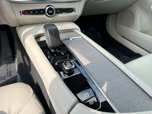 New 2025 Volvo V90 B6 Cross Country Plus w/ Protection Package Premier image 12