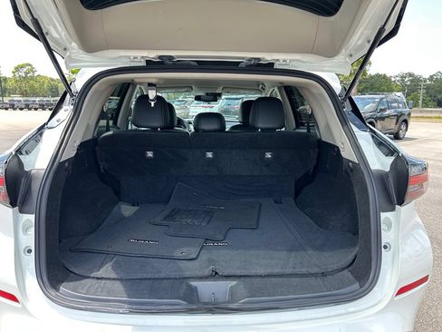 Used 2024 Nissan Murano SV w/ SV Midnight Edition Package FWD image 6