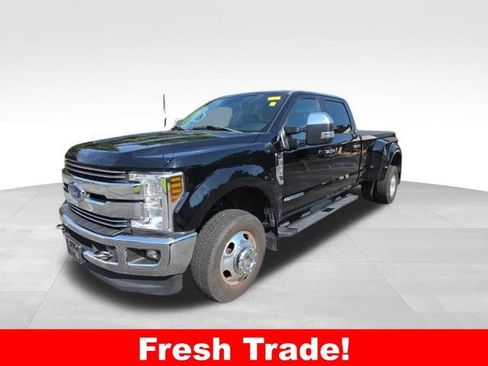 Used 2018 Ford F350 Lariat w/ Lariat Ultimate Package AWD/4WD image 1