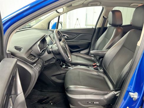 Used 2018 Buick Encore Preferred image 18