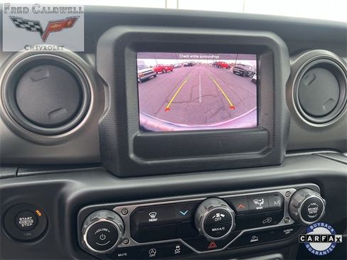 Used 2023 Jeep Wrangler Sport image 14