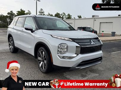 New 2025 Mitsubishi Outlander SE