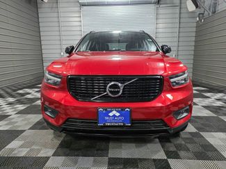 Used 2020 Volvo XC40 T4 R-Design w/ Protection Package Premier video 3