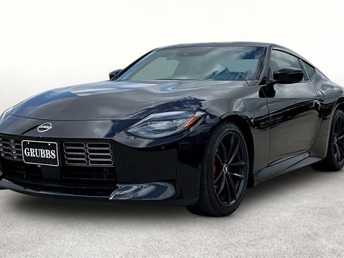 Used 2024 Nissan Z Performance w/ Floor Mat Package image 15