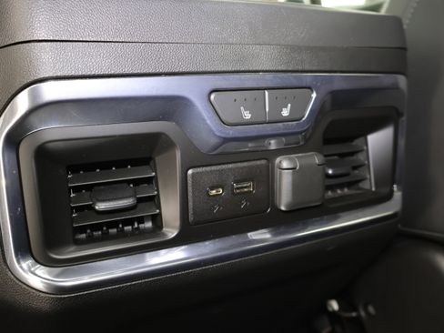 Used 2023 Chevrolet Silverado 3500 High Country image 42