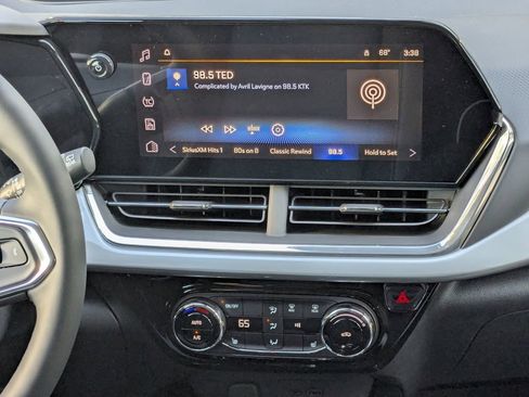 New 2026 Chevrolet Trax LT w/ Driver Confidence Package image 26